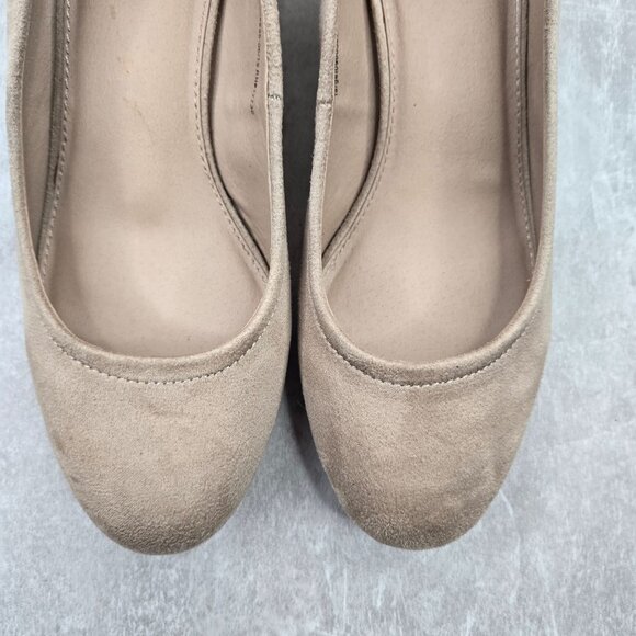 Universal Thread Pumps Size 7.5 Tan Minimalist Career Work Low Block Heel Shoes - Picture 3 of 11